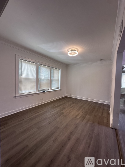 8735 S. Langley 2 Beds Apartment for Rent - Photo gallery 1