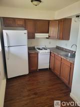 1738 La Cres St