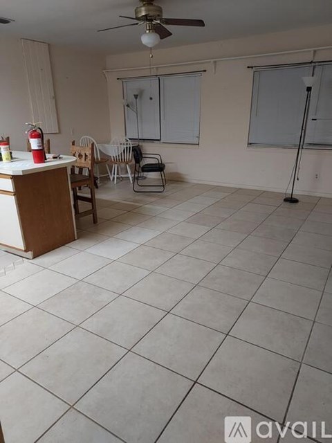 7177 Columbia Cir 1 Bed Apartment for Rent
