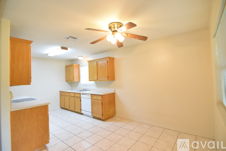 1505 Oleta St 3 Beds Apartment, Single Family Home for Rent - Photo gallery 3