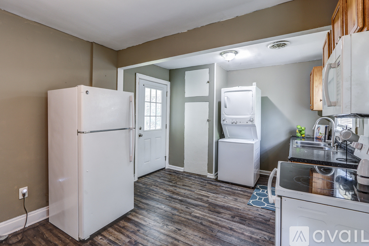 2021 Rose Ln 2 Beds Apartment, Single Family Home for Rent - Photo gallery 2