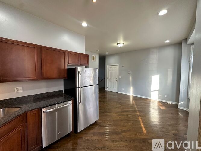 2748 W Le Moyne St 2 Beds Apartment for Rent - Photo gallery 4