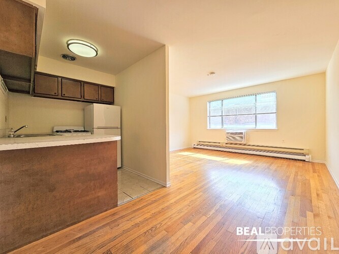 660 W Wrightwood Ave Studio Apartment for Rent - Photo gallery 1