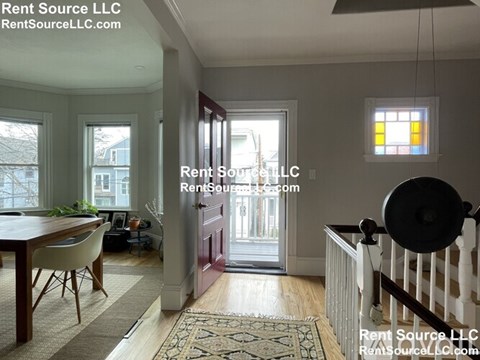 12 Seven Pines Ave 5 Beds Apartment for Rent