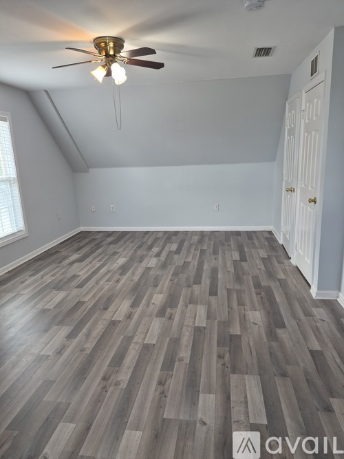 155 Leawood Circle 4-5 Beds Apartment, Single Family Home for Rent - Photo gallery 5