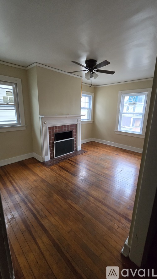 32 Gebhart St 4 Beds Apartment, Single Family Home for Rent - Photo gallery 5