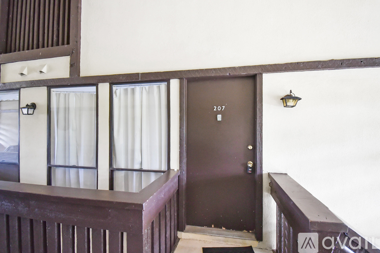40 Club House Dr 2 Beds Apartment, Condo for Rent - Photo gallery 2