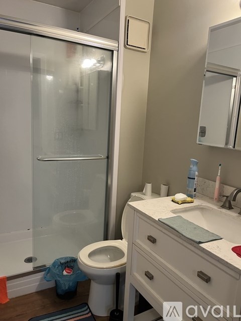 205 Woodhollow Dr 2 Beds Apartment for Rent