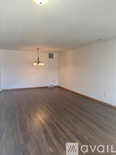 1222 Balsam Ave 2 Beds Apartment for Rent - Photo gallery 5
