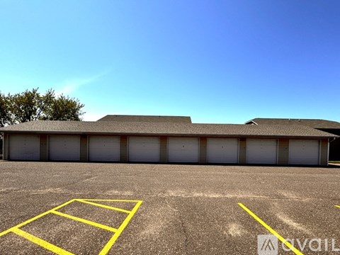 Source URL: https://prod-avail.s3.amazonaws.com/public_images/40356629/listing/Cacade_Garage.jpg
