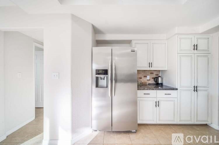 Source URL: https://prod-avail.s3.amazonaws.com/public_images/40353955/listing/v3efkimbkbozpdd6p02h.jpg