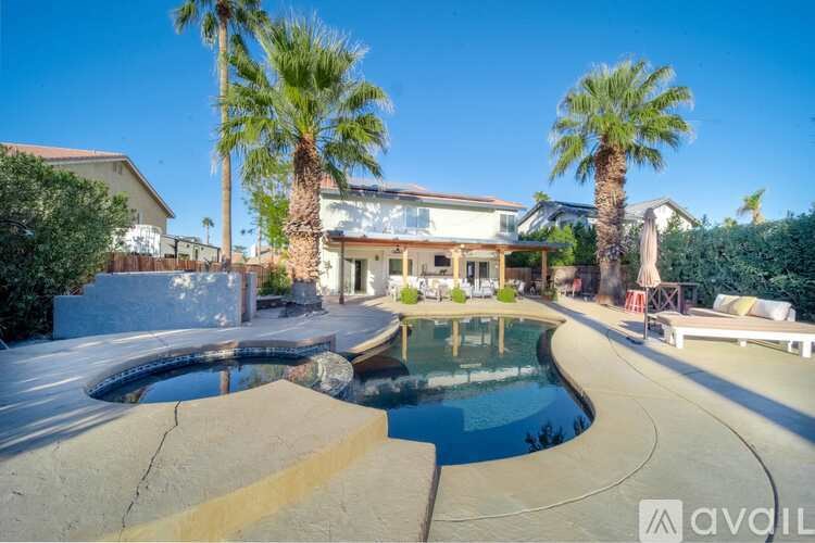 Source URL: https://prod-avail.s3.amazonaws.com/public_images/40354008/listing/eh0bsah97niearmegw9a.jpg