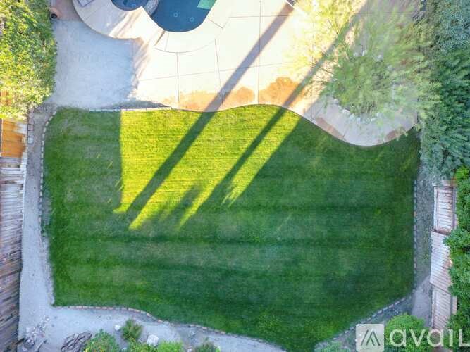 Source URL: https://prod-avail.s3.amazonaws.com/public_images/40354010/listing/pnlhdpr7t4pmjppj3b9a.jpg