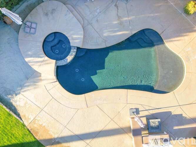 Source URL: https://prod-avail.s3.amazonaws.com/public_images/40354022/listing/qmg3nzvr74aytdnt5vaw.jpg