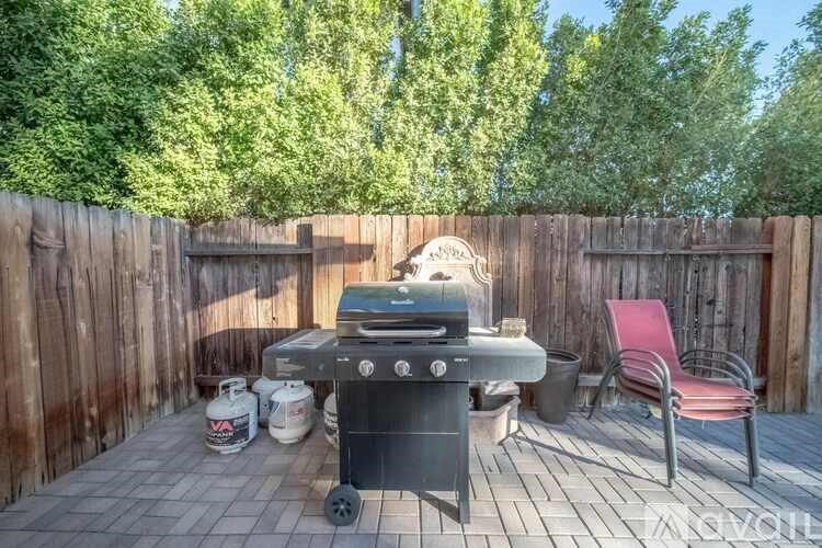 Source URL: https://prod-avail.s3.amazonaws.com/public_images/40354031/listing/hemxruhv8ixacmejvpsu.jpg