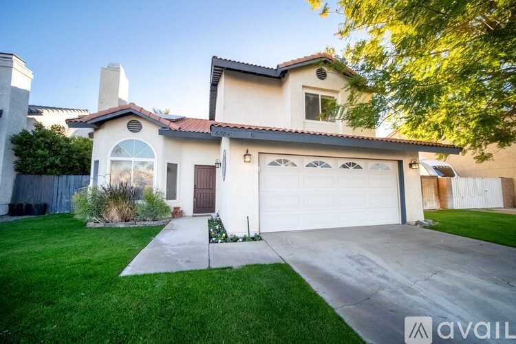 Source URL: https://prod-avail.s3.amazonaws.com/public_images/40354029/listing/a2nzpejfhvcu4jsmdiqx.jpg