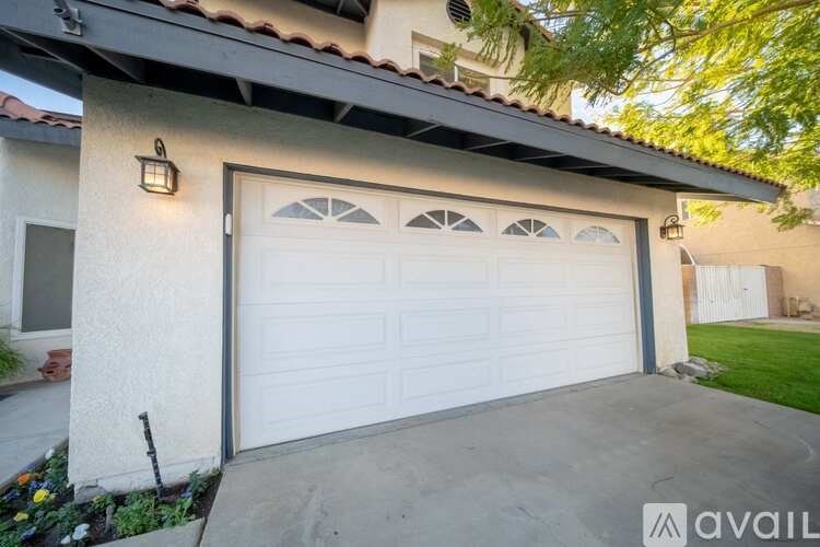 Source URL: https://prod-avail.s3.amazonaws.com/public_images/40354037/listing/bp6hfhlpl7ahgyer2jka.jpg