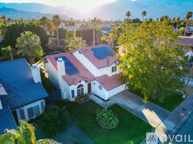 Source URL: https://prod-avail.s3.amazonaws.com/public_images/40354040/listing/zkbteq4t30oyzz5vmng2.jpg