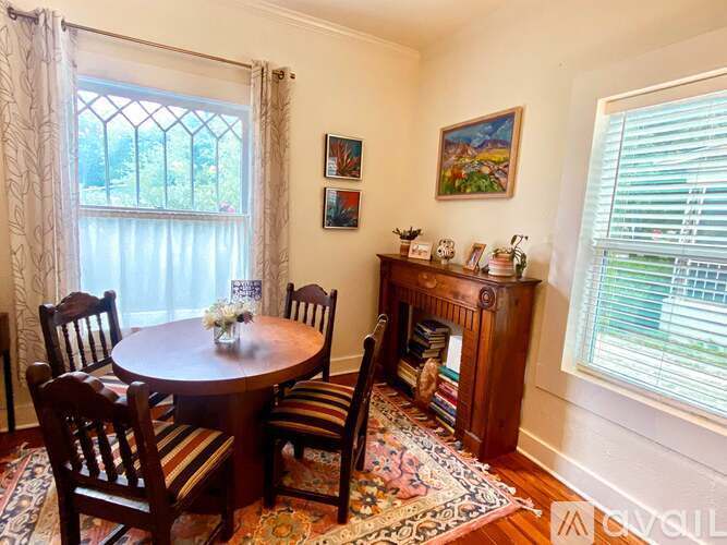 531 West Huisache Avenue 3 Beds Apartment, Single Family Home for Rent - Photo gallery 5
