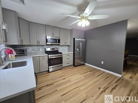3 Hirschklau Lane 2 Beds Apartment for Rent