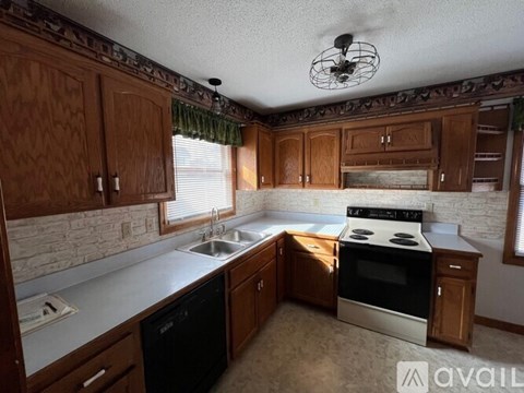 4 Atchison Ct 3 Beds Apartment for Rent