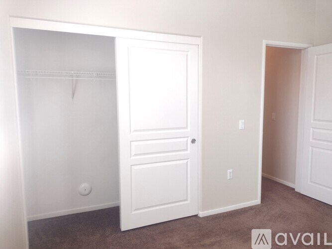 8256 Triplett Lane 3 Beds Apartment, Single Family Home for Rent - Photo Gallery 10