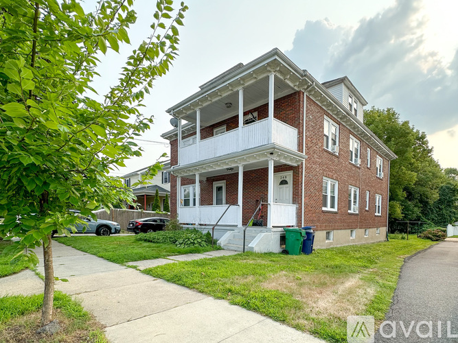 248 Pearl Street 3 Beds Apartment for Rent - Photo gallery 1