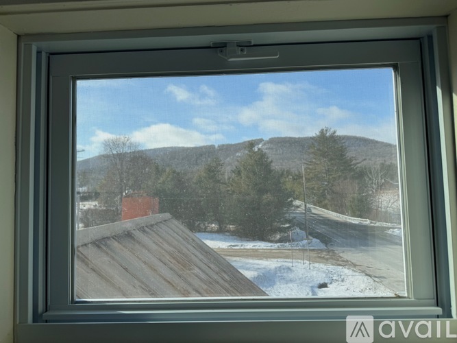 227 Main St 1 Apartment for Rent - Photo gallery 4