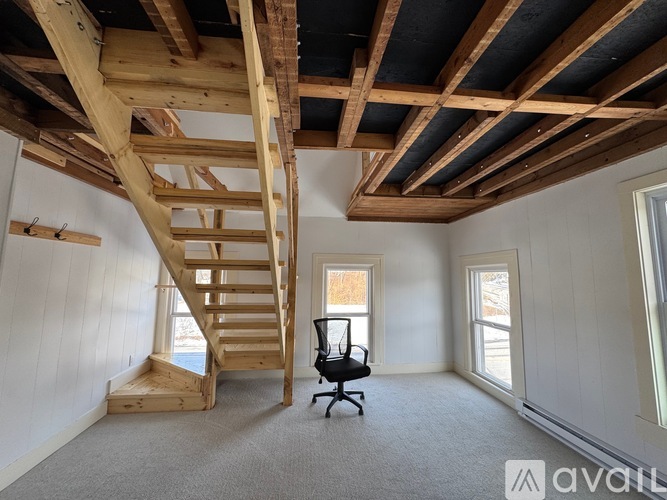 227 Main St 1 Apartment for Rent - Photo gallery 5