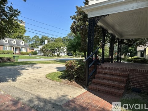 1120 Lockwood Drive 4 Beds Apartment for Rent
