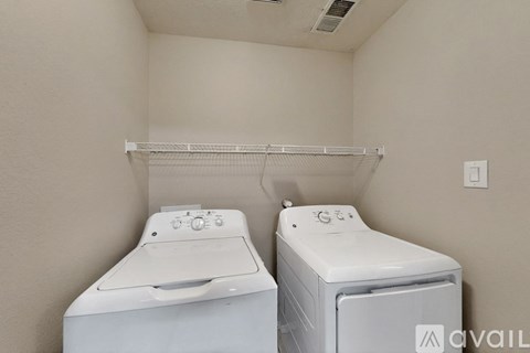 5323 Ridge Rock Avenue Northwest 5 Beds Apartment for Rent