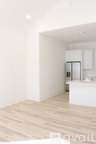 3929 Roman Street 2 Beds Apartment for Rent