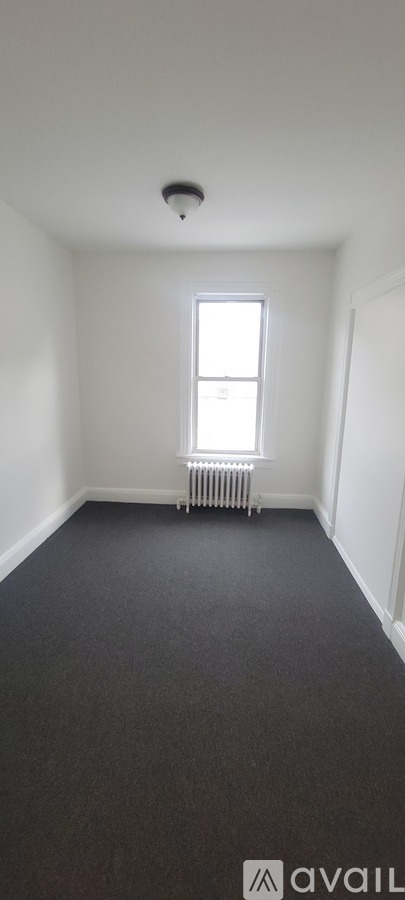 226 Sunnyside Avenue 3 Beds Apartment for Rent - Photo gallery 1