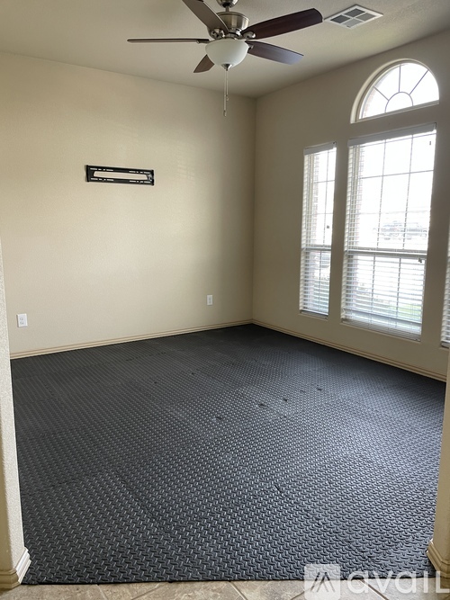 6408 Vanguard Rd 3 Beds Apartment, Single Family Home for Rent - Photo gallery 5