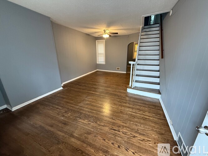 2842 N Stillman St 3 Beds Apartment, Single Family Home for Rent - Photo gallery 1