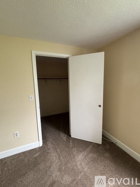 32A Chestnut Court 2 Beds Apartment for Rent