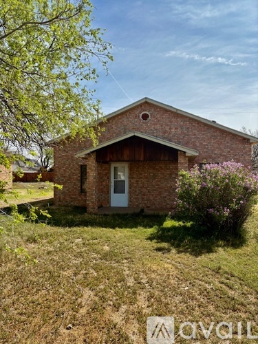 613 SW 1st St Studio-2 Beds Apartment, Single Family Home for Rent - Photo gallery 1