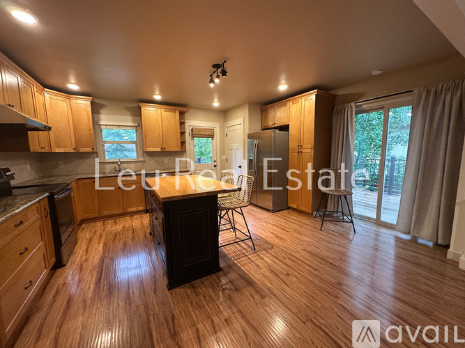 920 Hillcrest St 2 Beds Apartment, Single Family Home for Rent - Photo gallery 2