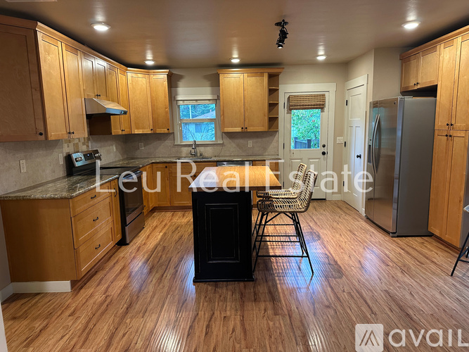 920 Hillcrest St 2 Beds Apartment, Single Family Home for Rent - Photo gallery 3