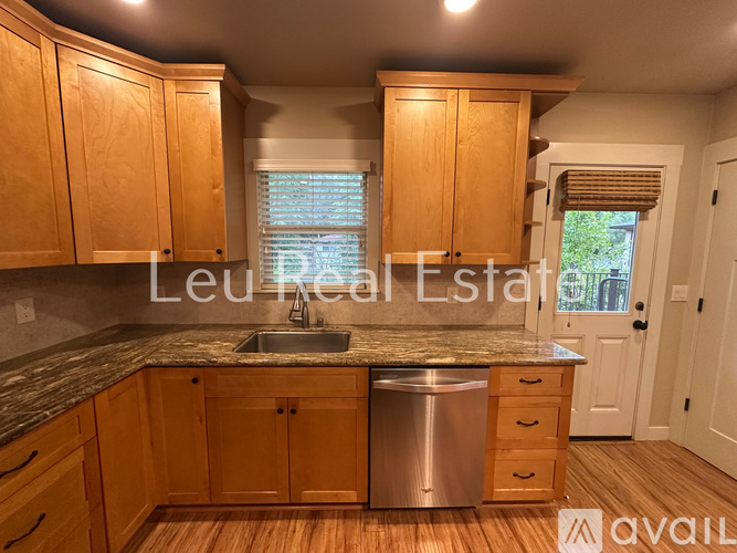 920 Hillcrest St 2 Beds Apartment, Single Family Home for Rent - Photo gallery 5