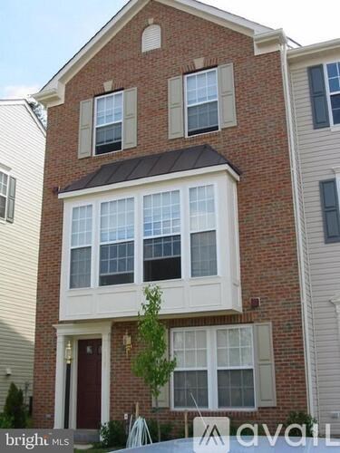 13659 Saint Johns Wood Place 4 Beds Apartment for Rent