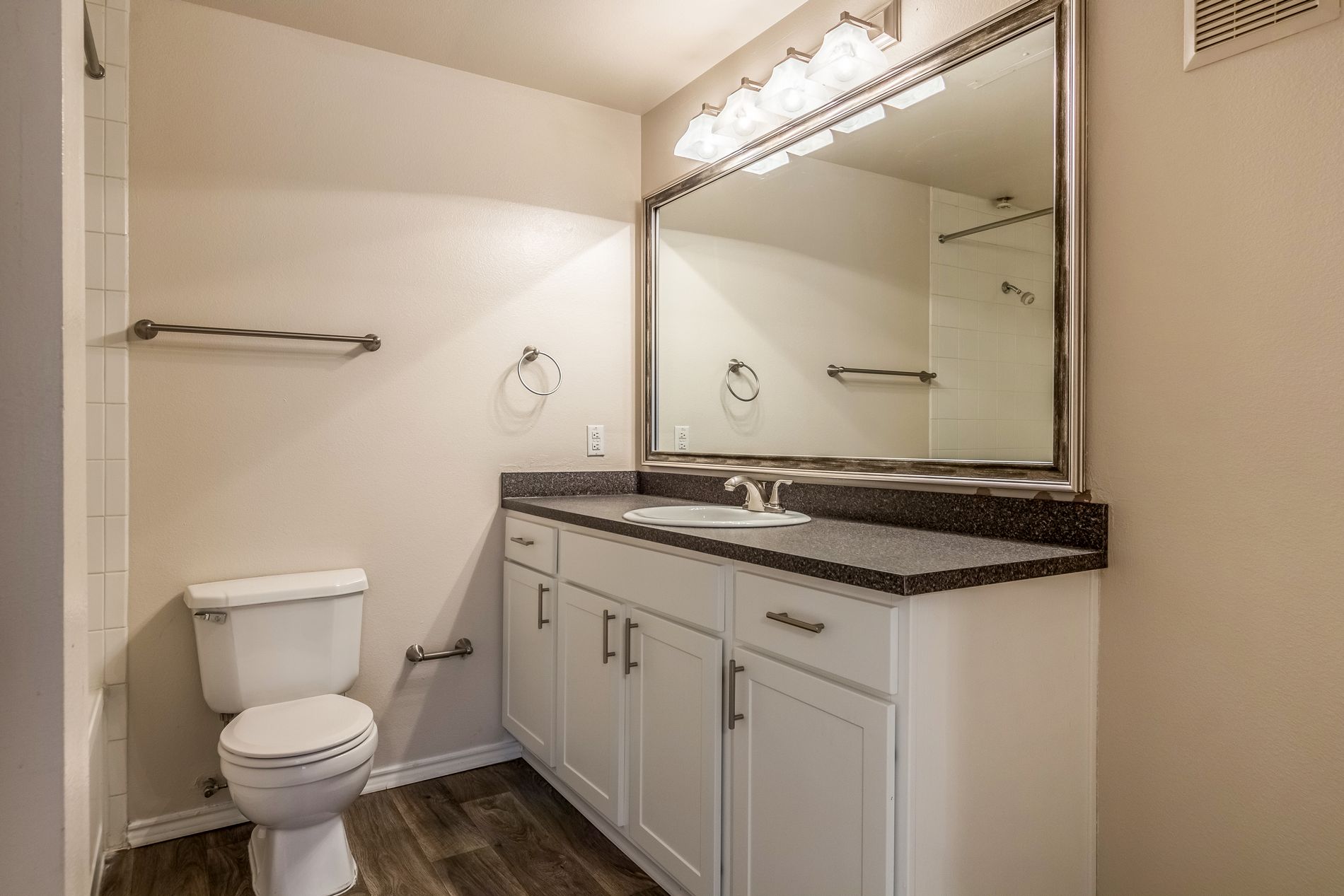 Photos and Video of La Costa Villas in Dallas, TX