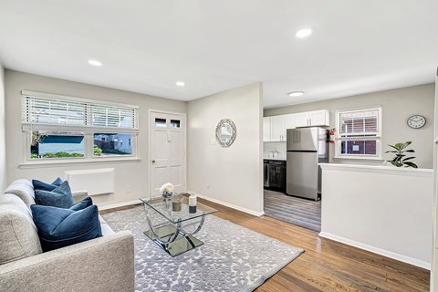 6 North Locust Avenue 1 Bed Apartment for Rent