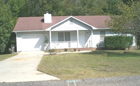 941 Kennesaw Drive 3 Beds Apartment for Rent
