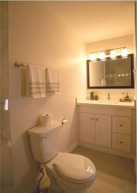 655 Albert St - Unit J 2 Beds Apartment for Rent