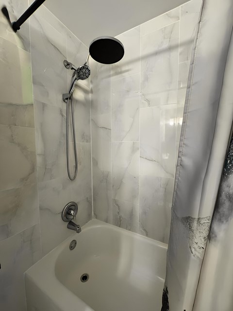 655 Albert St - Unit J 2 Beds Apartment for Rent