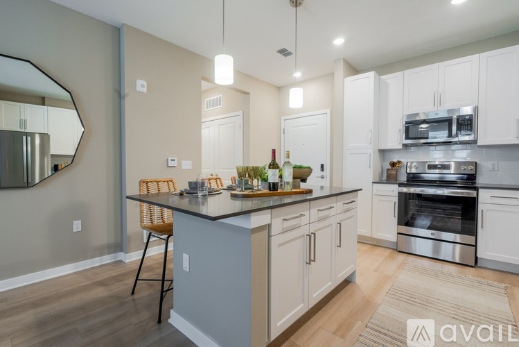 7208 Interbay Blvd 2 Beds Apartment, Townhouse for Rent - Photo gallery 2
