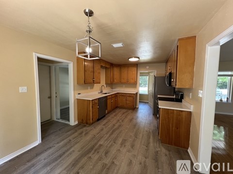 11077A Co Rd 99 3 Beds Apartment for Rent