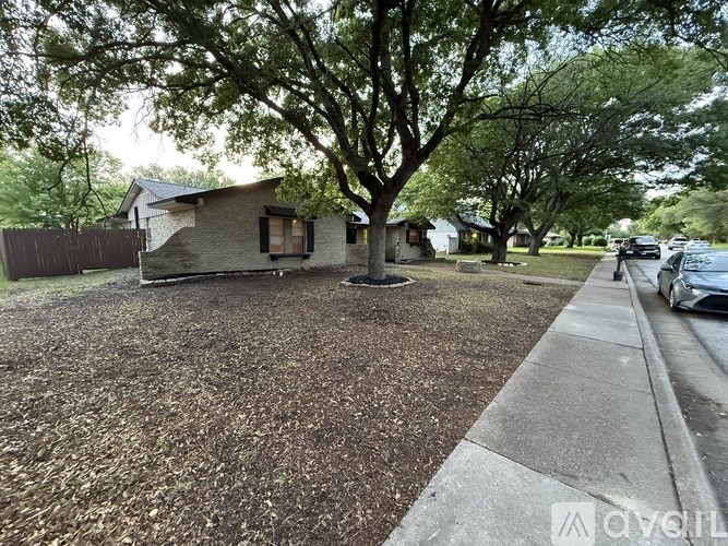 Source URL: https://prod-avail.s3.amazonaws.com/public_images/40355888/listing/IMG_5588.jpeg