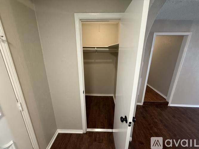 Source URL: https://prod-avail.s3.amazonaws.com/public_images/40355883/listing/IMG_5615.jpeg